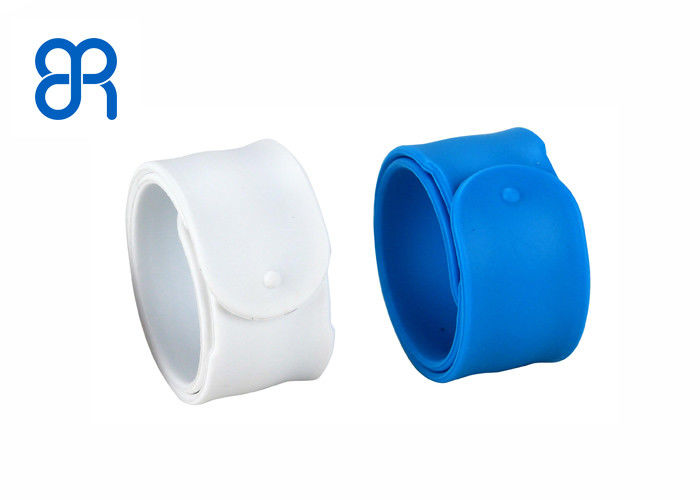 Personnel Durable RFID Tag Wristband , UHF RFID Wristband IP67 Protection Class